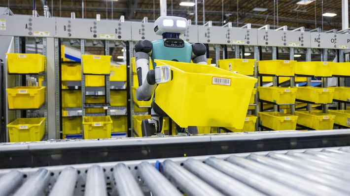 Với hơn 1 triệu robot hoạt động toàn cầu, Amazon đang định hình lại thị trường lao động, nơi con người dần nhường chỗ cho máy móc.