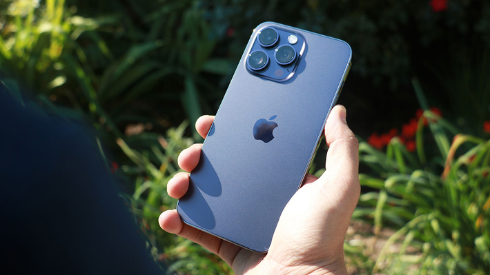 Dù không tích hợp Apple Intelligence, trải nghiệm vẫn ổn định và lâu dài.