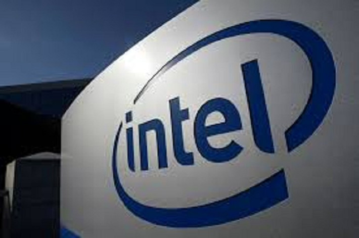 Các nhà phân tích cho rằng Intel lẽ ra phải là bên hưởng lợi lớn nhất từ làn sóng AI, nhưng lại tự đánh mất cơ hội hiếm có.