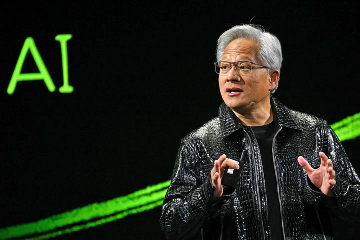 Tuy nhiên, CEO Nvidia Jensen Huang tin AI sẽ tạo ra công việc lương cao và thúc đẩy các ngành nghề tay nghề cao.