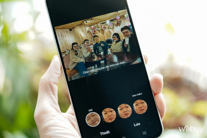 Camera Nightography và tính năng Best Face giúp chụp ảnh nhóm đẹp hơn, xứng đáng là lựa chọn toàn diện dưới 10 triệu.