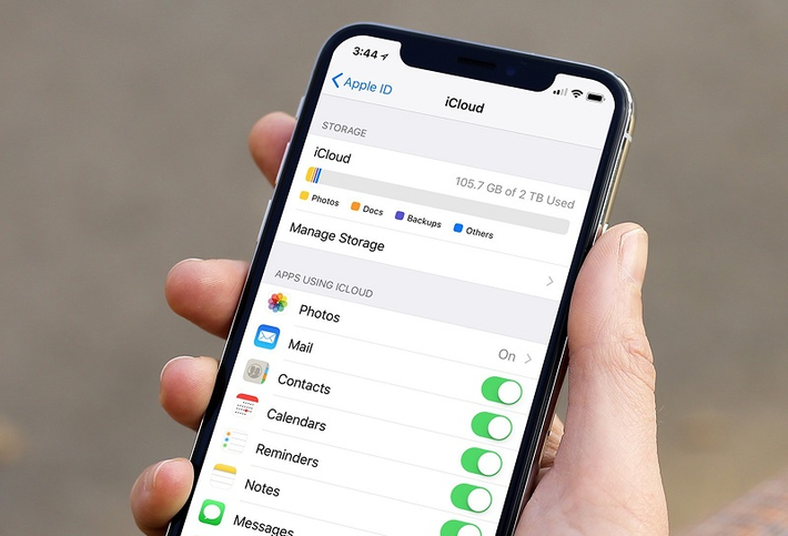Hoạt động sao lưu iCloud và đồng bộ ảnh, video qua Wi-Fi thường tiêu tốn nhiều năng lượng.