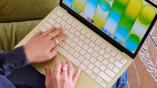 Thị phần macOS tại Mỹ tăng từ 13% năm 2009 lên gần 29% năm 2025, trong khi Windows giảm từ 92% xuống 54%.