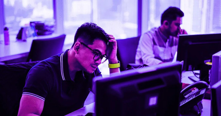 Giới chuyên môn cảnh báo rủi ro rất lớn, xAI cần giữ chân nhân tài để cạnh tranh với OpenAI và Anthropic.