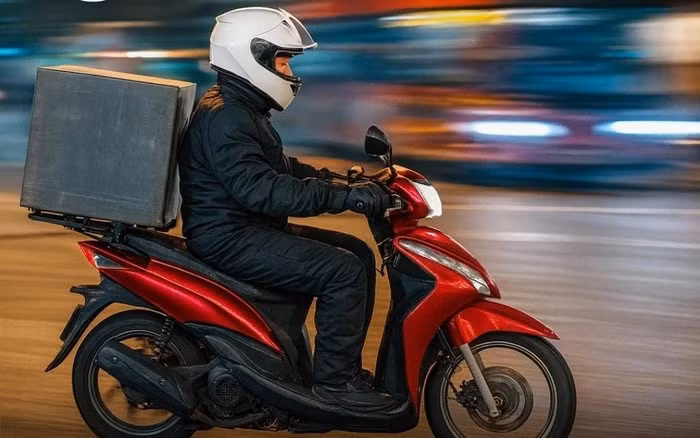 Tệ hơn, thử nghiệm A/B bị lợi dụng để cố tình làm chậm đơn thường nhằm khiến đơn Priority trông có vẻ “nhanh” hơn.