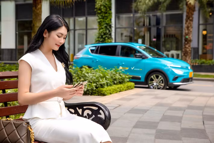Đối với các trường hợp ứng dụng không hiển thị chính xác điểm đón hoặc điểm đến, Green SM khuyến nghị người dùng nhập địa chỉ gần nhất hoặc địa chỉ bên cạnh vị trí mong muốn, sau đó chủ động liên hệ tài xế để xác nhận nhằm hạn chế tình trạng đón nhầm hoặc mất thời gian tìm kiếm.