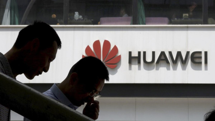 Thực tế tại nhiều tập đoàn công nghệ Trung Quốc cho thấy nhân sự lớn tuổi, lương cao dễ bị thay thế bằng lao động trẻ và rẻ hơn.