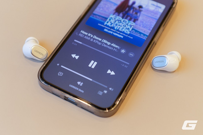 Ứng dụng Ugreen Connect hỗ trợ điều khiển cảm ứng, Game Mode và kết nối hai thiết bị cùng lúc.(Ảnh: Genk)