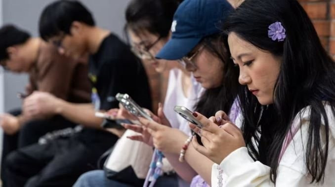 Trong ngắn hạn, giới phân tích cho rằng các điện thoại AI như Nubia M153 buộc phải thay đổi cách tích hợp nếu không muốn tiếp tục bị “tẩy chay”.