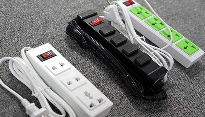 Nếu thấy phiền, người dùng có thể chọn ổ cắm công tắc, hẹn giờ hoặc ổ cắm thông minh để tự động ngắt điện.