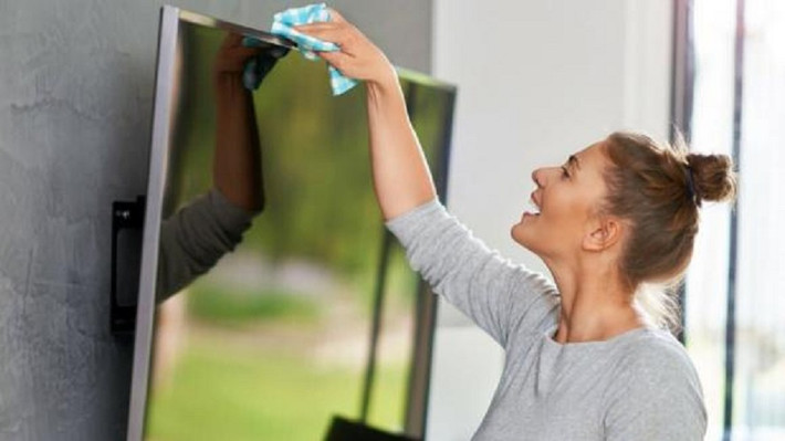 Bụi bám vào lỗ thông hơi có thể gây quá nhiệt, ảnh hưởng hiệu suất thiết bị.