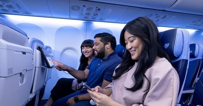 Ngày nay, máy bay có hệ thống chống nhiễu tốt và thậm chí cung cấp WiFi nội bộ.