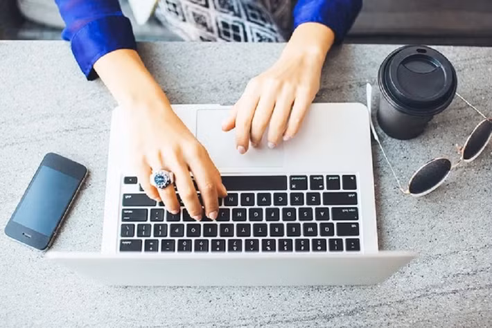 Báo cáo từ Trường Kinh tế London (LSE) phối hợp cùng hãng thiết bị âm thanh Jabra cho thấy bàn phím có thể trở nên lỗi thời chỉ sau 3 năm nữa.