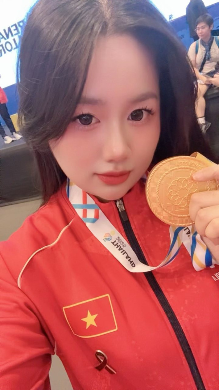 Sau khoảnh khắc đăng quang, Kỳ Duyên không chỉ gây chú ý bởi tài năng mà còn bởi những chia sẻ đầy cảm xúc trên mạng xã hội.