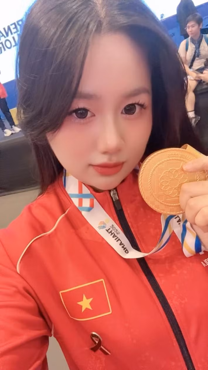 Sau khoảnh khắc đăng quang, Kỳ Duyên không chỉ gây chú ý bởi tài năng mà còn bởi những chia sẻ đầy cảm xúc trên mạng xã hội.