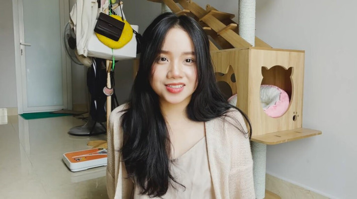 Hiện tại, Kim Sa gần như “ở ẩn” trên mạng xã hội, khiến cộng đồng khó nắm bắt tình hình của cựu nữ MC này.