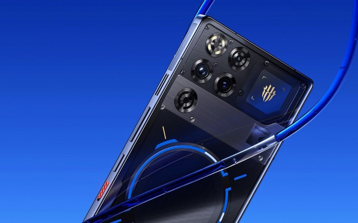 Quạt chủ động quay tới 24.000 vòng/phút, đủ mạnh để dập tắt ngọn lửa bật lửa trong thử nghiệm thực tế.