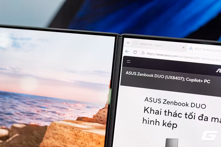 Máy sở hữu hai màn hình ASUS Lumina Pro OLED kích thước 14 inch độ phân giải 3K, tần số quét 144Hz, hỗ trợ Dolby Vision và độ sáng HDR tối đa 1000 nits, mang lại trải nghiệm hiển thị nổi bật cho nhóm người dùng sáng tạo nội dung hoặc chỉnh sửa hình ảnh chuyên nghiệp.(Ảnh: Genk)