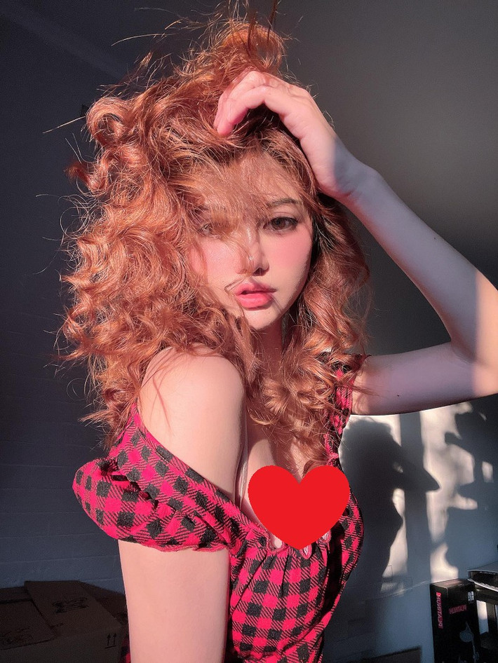 Cộng đồng game thủ ngày càng xuất hiện nhiều gương mặt nữ nổi bật và cuốn hút.