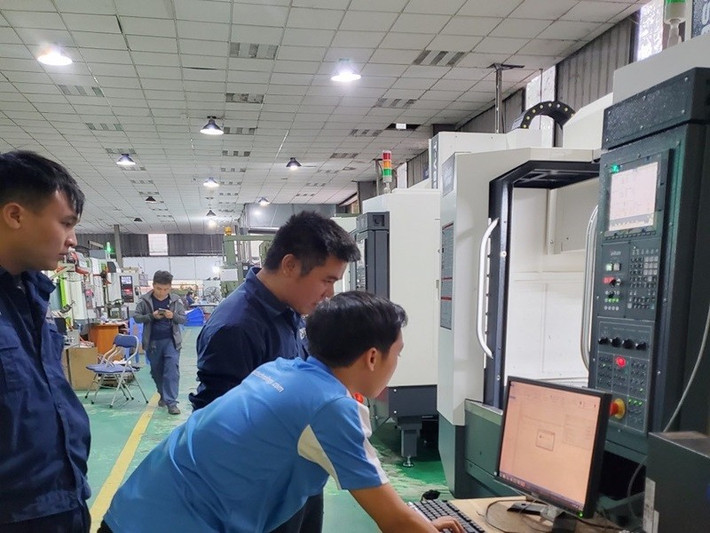 Lập trình viên CNC cũng nằm trong danh sách khi AI có thể tự động hóa quy trình sản xuất.