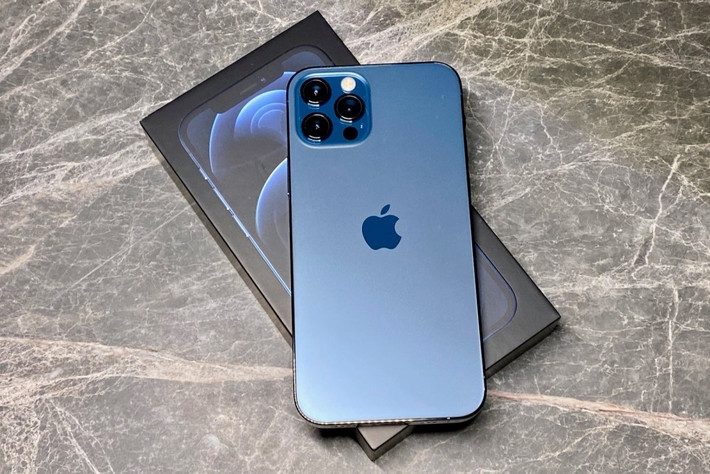 Nếu ngân sách hạn chế, iPhone 12 series cũ chỉ từ 6 triệu vẫn đủ mượt cho nhu cầu cơ bản.