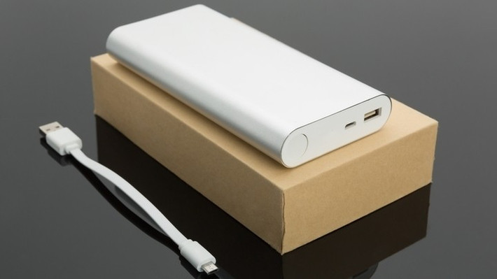 Việc bộ sạc dự phòng nóng lên khi truyền tải năng lượng là hiện tượng bình thường.