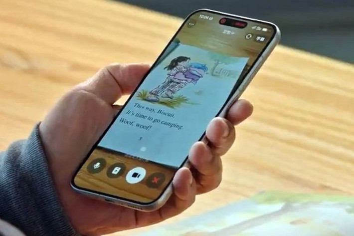 Tuy nhiên, người dùng nhanh chóng gặp sự cố khi WeChat bị ngắt phiên đăng nhập và nhiều ứng dụng ngân hàng từ chối giao dịch.