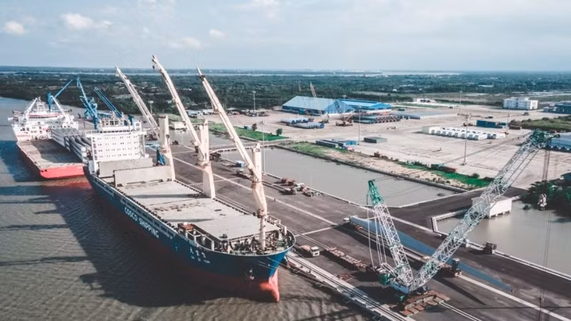 Nhiều doanh nghiệp bị hủy tư cách đại chúng, thị trường tài chính xáo trộn