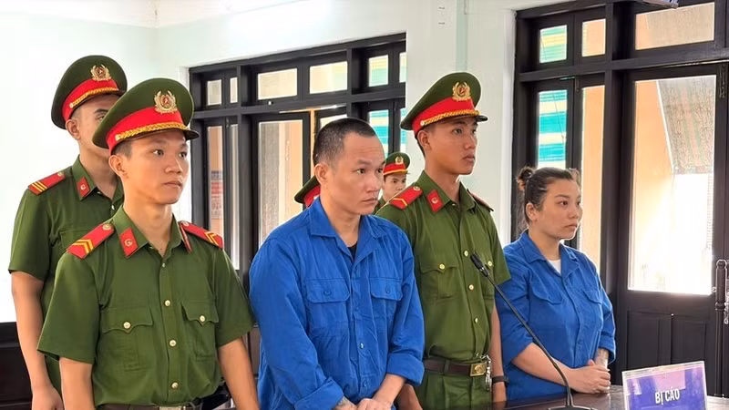 Buôn bán ma tuý, cặp đôi lĩnh hơn 35 năm tù