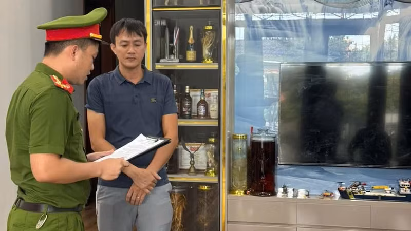 Khởi tố đối tượng khai thác đất trái phép ở Hà Tĩnh