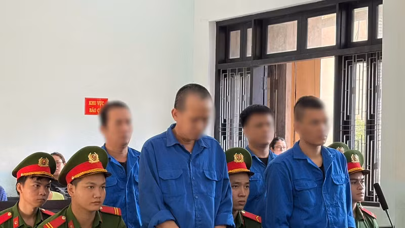 Buôn “cái chết trắng”, kẻ lãnh án tử hình, người chung thân