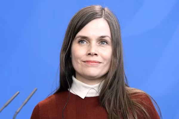 Thủ tướng Iceland Katrin Jakobsdottir, 43 tuổi, tham dự một buổi họp báo ở thủ đô Berlin, Đức. Bà là Thủ tướng thứ 28 của Iceland.