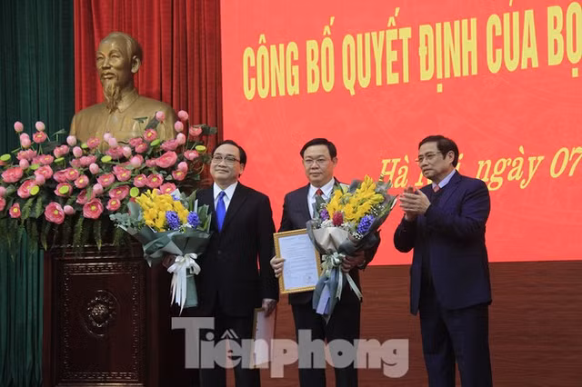 3 thành phố lớn thay bí thư khi nhiệm kỳ còn dang dở 3 thanh pho lon thay bi thu khi nhiem ky con dang do