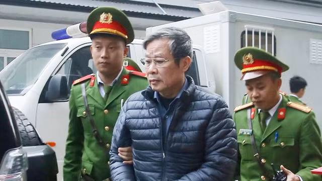 Chum anh: 2 cuu bo truong Nguyen Bac Son, Truong Minh Tuan hau toa-Hinh-2