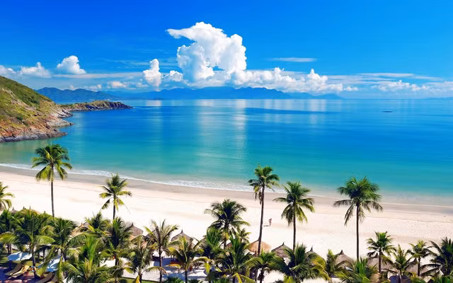Quang Ngai: Co tinh trang om dat ven bien cho quy hoach de truc loi
