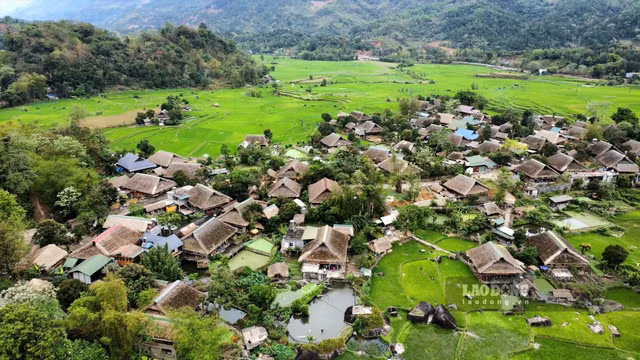 Ghé thăm ngôi làng đẹp như bức tranh ở Hà Giang Ghe tham ngoi lang dep nhu buc tranh o Ha Giang
