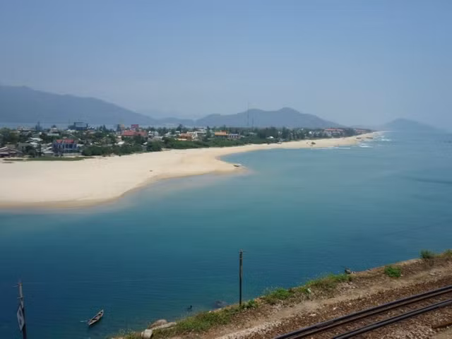 Goi thau hon 120 ty dong tai Hue chi 1 lien danh tham du