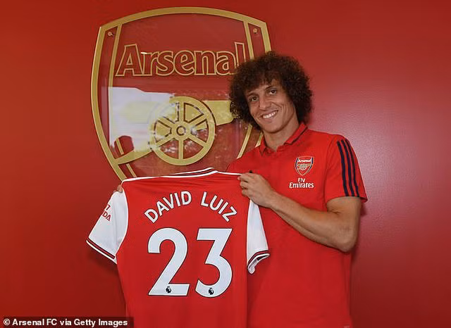 Arsenal chinh thuc chieu mo thanh cong David Luiz chi 7 trieu bang-Hinh-2