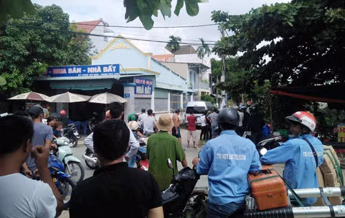 Nhom nguoi nuoc ngoai vua bi bat o Sai Gon chuyen gia danh cong an Trung Quoc de lua dao