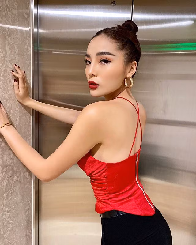 Can mat nhung hoa hau Viet cuc goi cam va dang doc than-Hinh-5