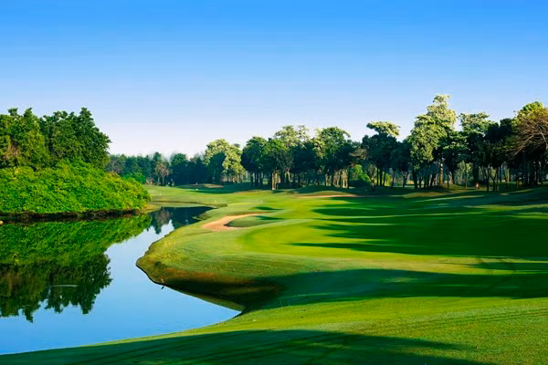 Kon Tum muốn có 2 sân golf Kon Tum muon co 2 san golf