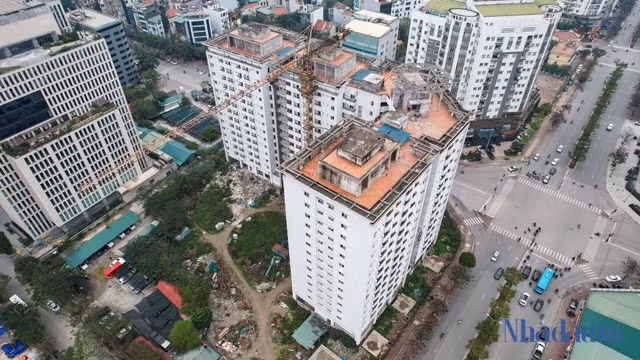Nhà tái định cư bỏ hoang ôm 'đất vàng' Hà Nội hơn 1 thập kỷ - Hình 18 Nha tai dinh cu bo hoang om 'dat vang' Ha Noi hon 1 thap ky-Hinh-18