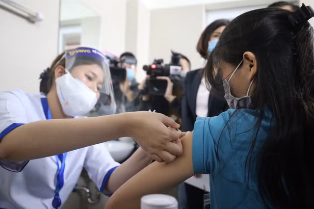 Tiêu chí nào để TP HCM, Hà Nội trở lại trạng thái bình thường mới? Tieu chi nao de TP HCM, Ha Noi tro lai trang thai binh thuong moi?