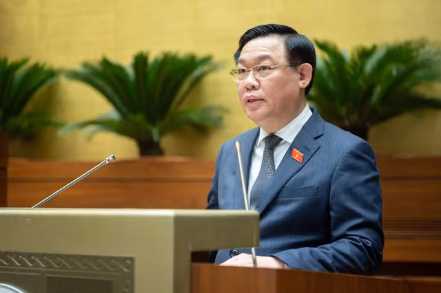 Chủ tịch Quốc hội Vương Đình Huệ: Xem xét, phê chuẩn miễn nhiệm, bổ nhiệm một số thành viên Chính phủ - Hình 3 Chu tich Quoc hoi Vuong Dinh Hue: Xem xet, phe chuan mien nhiem, bo nhiem mot so thanh vien Chinh phu-Hinh-3