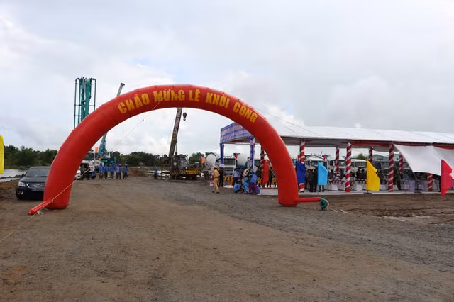 Khởi công xây dựng trụ sở Công an tỉnh Kiên Giang với tổng kinh phí 351 tỷ đồng - Hình 2 Khoi cong xay dung tru so Cong an tinh Kien Giang voi tong kinh phi 351 ty dong-Hinh-2