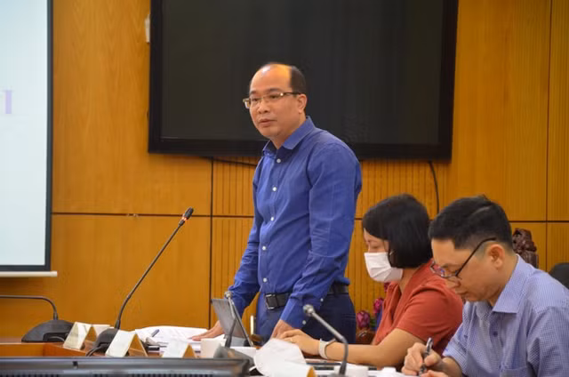 Theo doi sat viec ke bien tai san cua lanh dao FLC, Tan Hoang Minh