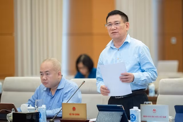 Thường vụ Quốc hội không đồng ý giảm thuế VAT với chứng khoán, BĐS và ngân hàng Thuong vu Quoc hoi khong dong y giam thue VAT voi chung khoan, BDS va ngan hang
