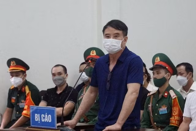 Cuu dai ta Nguyen The Anh khong thanh khan khai bao, bi de nghi an chung than-Hinh-2