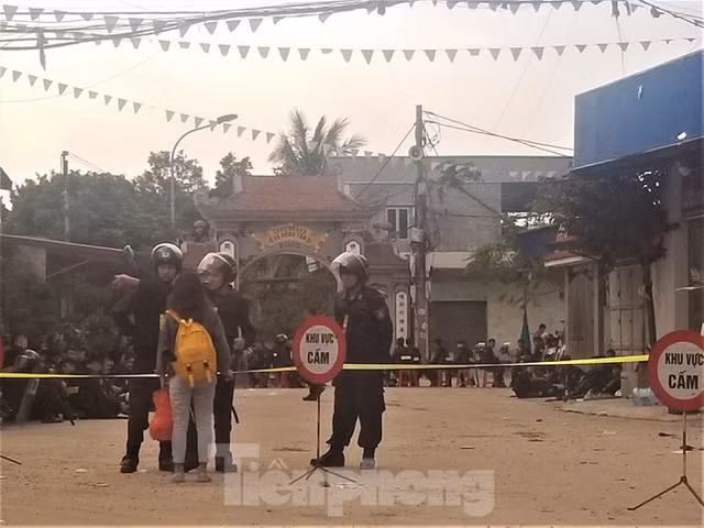 Bộ Công an nói về vai trò của ông Lê Đình Kình trong vụ án Đồng Tâm Bo Cong an noi ve vai tro cua ong Le Dinh Kinh trong vu an Dong Tam