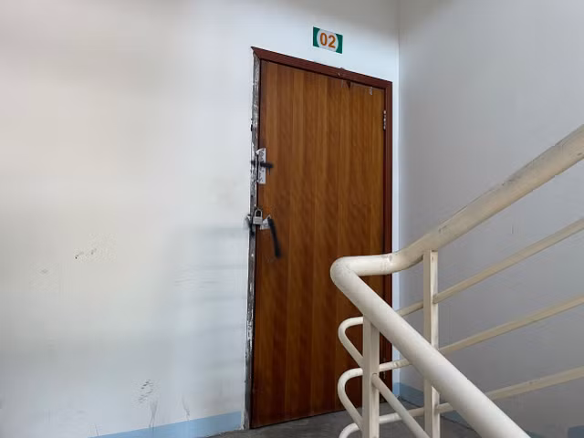 Bỏ tiền tỷ mua chung cư Phú Hoàng Anh, cư dân vẫn không được vào ở Bo tien ty mua chung cu Phu Hoang Anh, cu dan van khong duoc vao o